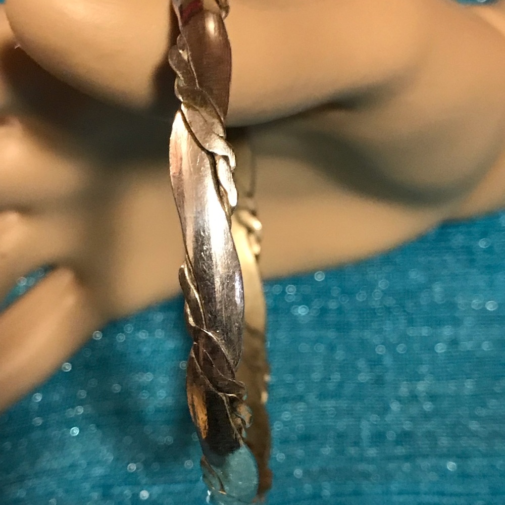Heavy vintage sterling bracelet - Picture 2 of 5